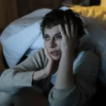 What happens in your body when you sleep less than 7 hours a night
