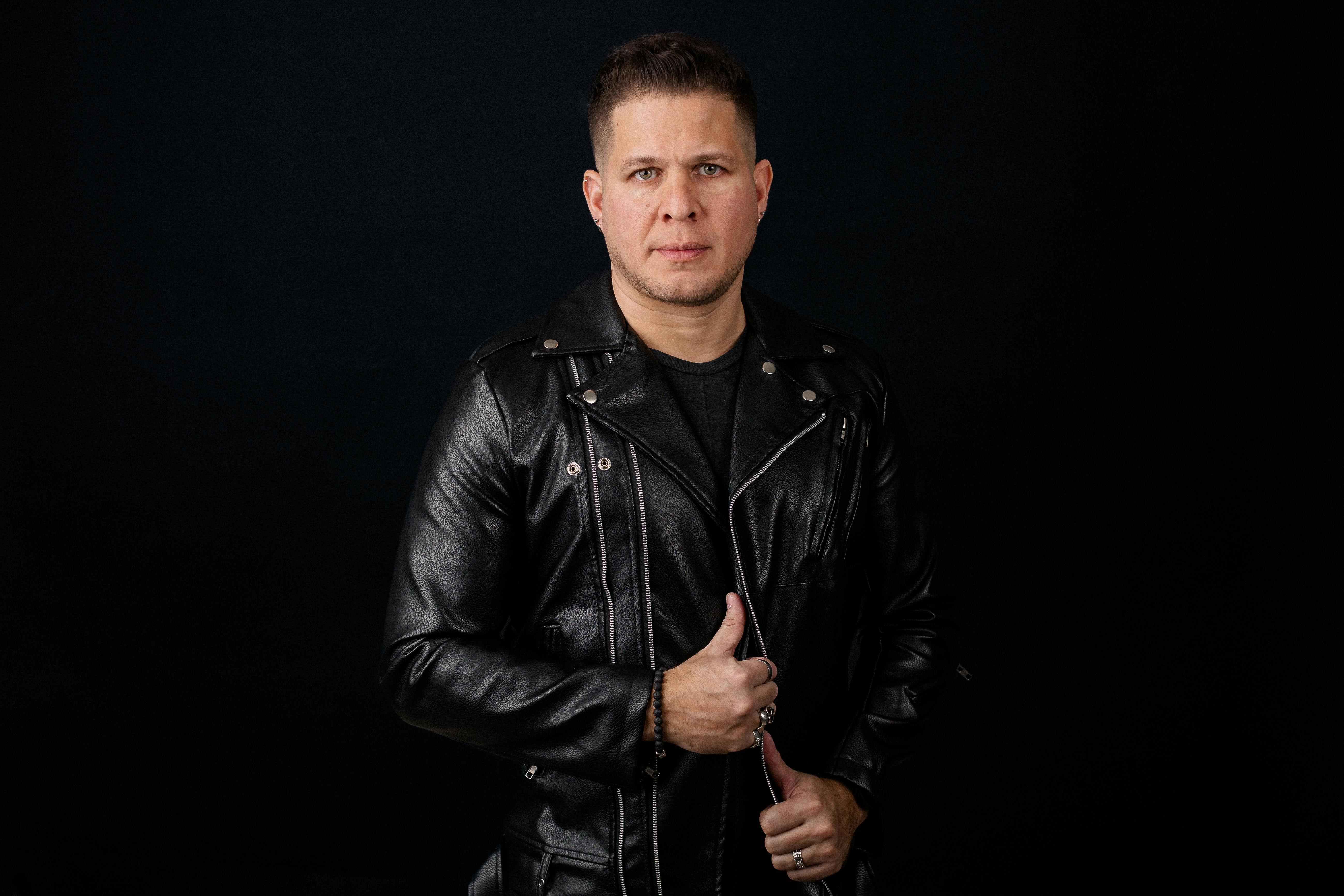 Venezuela’s LYONEN Presents A Classic Metal Throwback With New Single “Wild Nights”